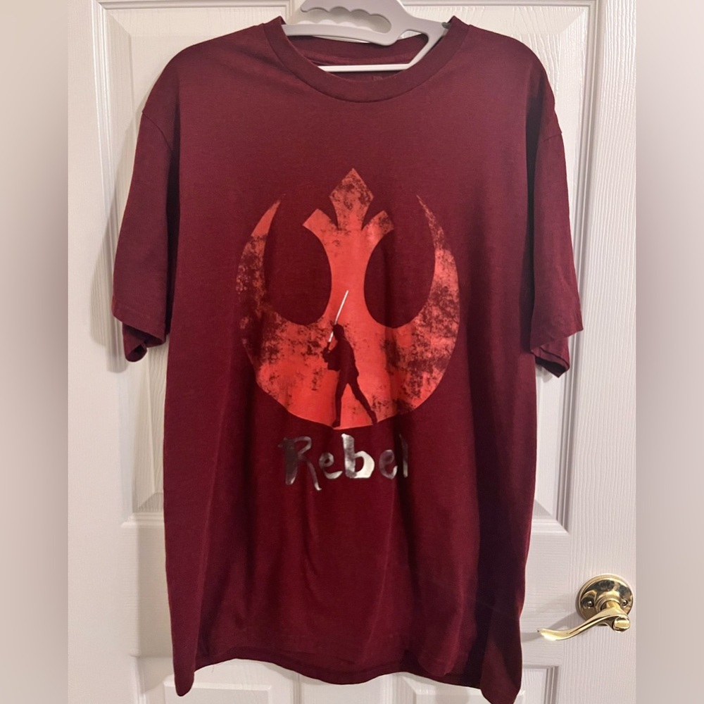 Star Wars Rebel Moon Luke Skywalker Graphic Print Short Sleeve T-Shirt. L 42/44